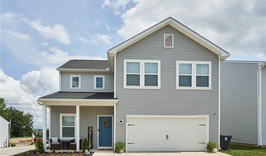 568 Auld Farm Cir, Akron, OH 44320 - 3 Beds, 3 Bath