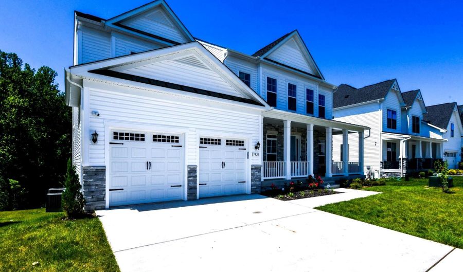 15921 HYDE PARK Pl, Bowie, MD 20716 - 6 Beds, 5 Bath