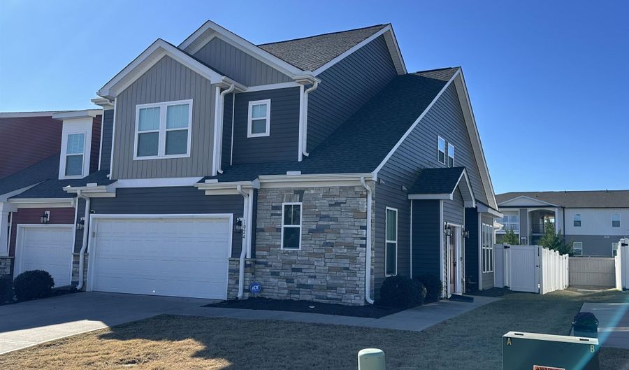 1024 Glohaven Way, Boiling Springs, SC 29316 - 3 Beds, 3 Bath