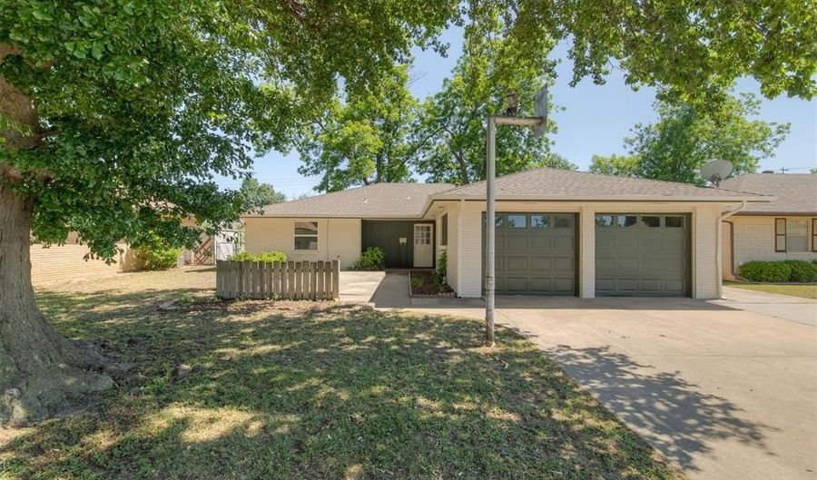 7516 NW 27th St, Bethany, OK 73008 - 3 Beds, 2 Bath