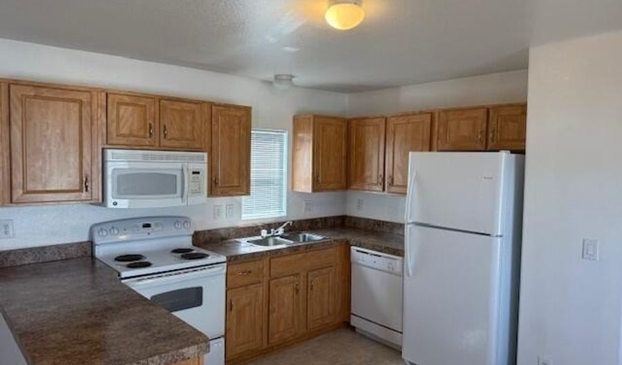 1650 S ARIZONA Ave OFC, Chandler, AZ 85286 - 2 Beds, 2 Bath
