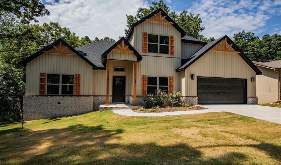 12 Angus Ln, Bella Vista, AR 72715 - 2 Beds, 3 Bath