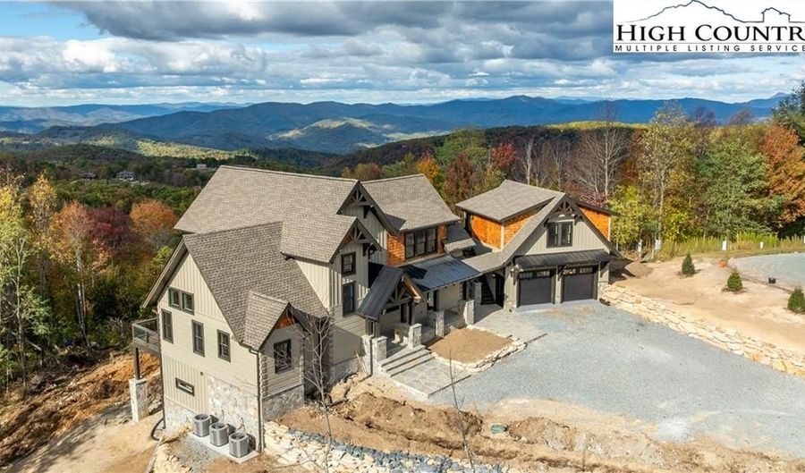 617 Eagle Creek Trl, Banner Elk, NC 28604 - 4 Beds, 5 Bath