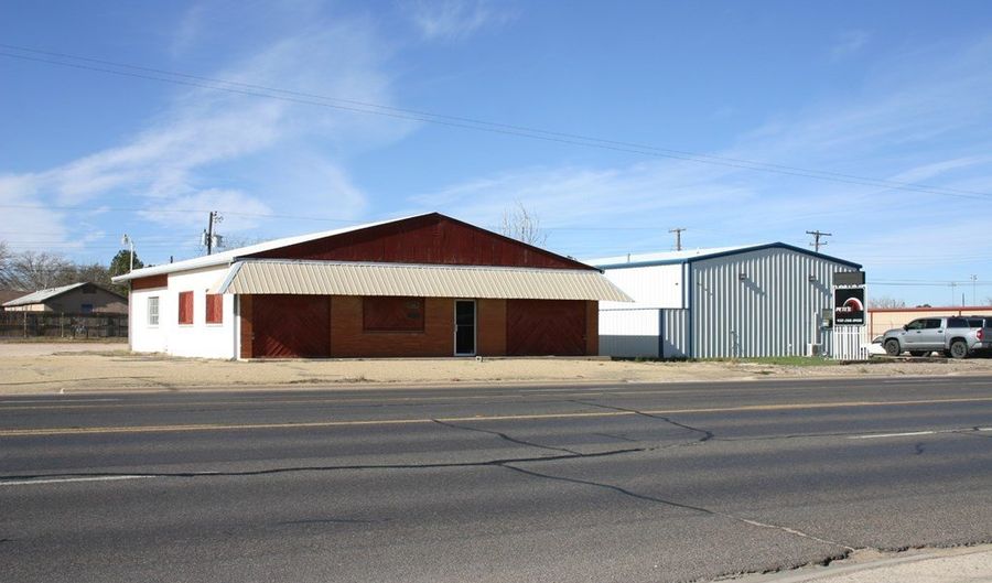 906-908 S Main St, Andrews, TX 79714 - 0 Beds, 0 Bath