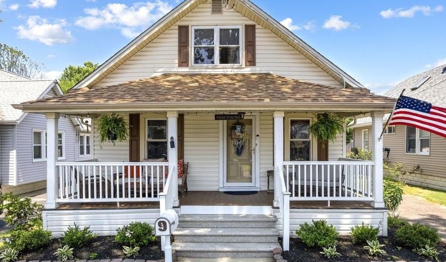 9 MOORE Ave, Barrington, NJ 08007 - 3 Beds, 2 Bath