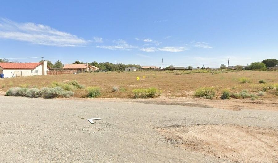 Walpole Ave Avenue, California City, CA 93505 - 0 Beds, 0 Bath