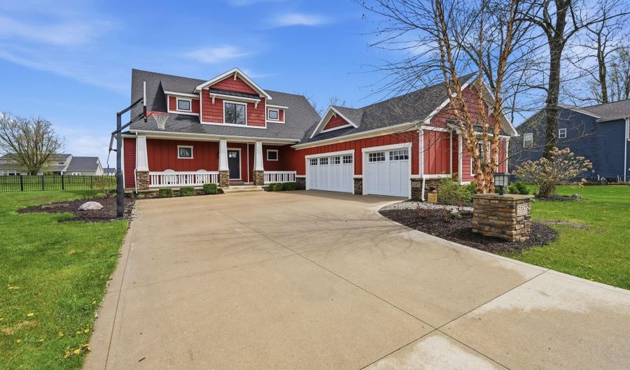 5587 Deer Hollow Rd, Auburn, IN 46706 - 5 Beds, 4 Bath
