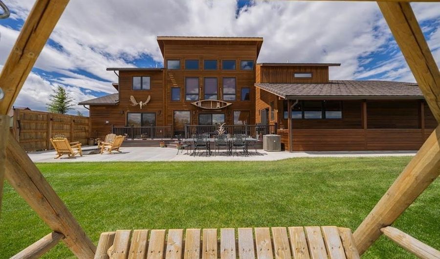 22 Liberty Ln, Cody, WY 82414 - 4 Beds, 5 Bath