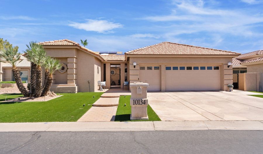 10134 E Lambert Dr, Sun Lakes, AZ 85248 - 3 Beds, 3 Bath