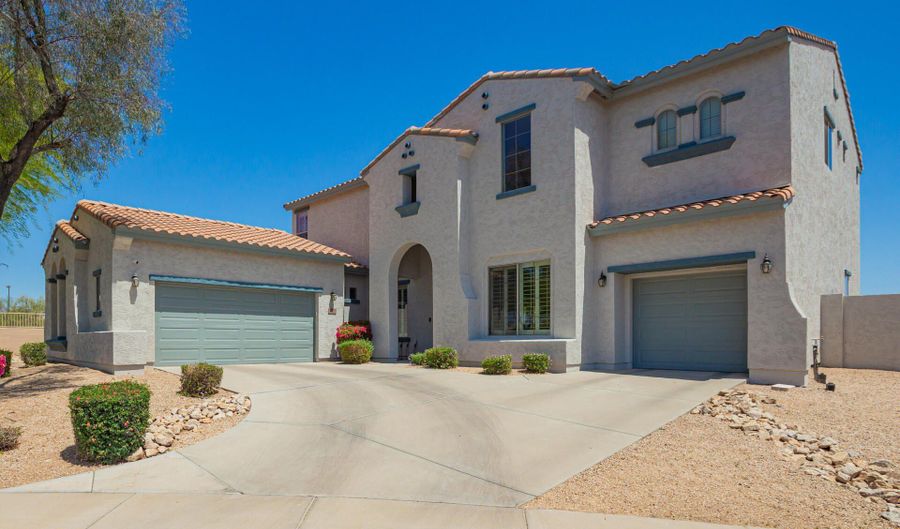 32525 N 41ST Way, Cave Creek, AZ 85331 - 6 Beds, 4 Bath