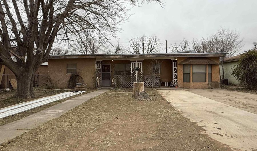 1504 W Hank Ave, Artesia, NM 88210 - 3 Beds, 1 Bath