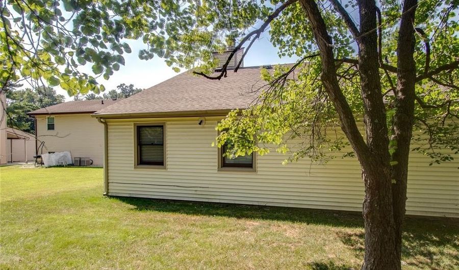 1822 Muny Vista Ct A, Alton, IL 62002 - 2 Beds, 2 Bath