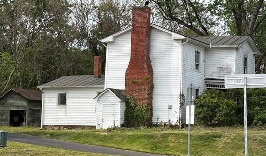 5386 OLD BARBOURSVILLE Rd, Barboursville, VA 22923 - 3 Beds, 2 Bath
