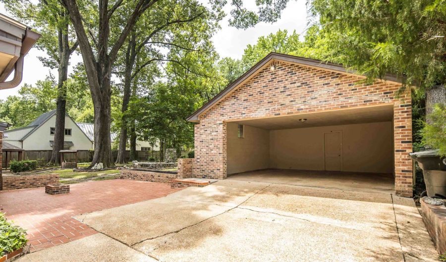 3173 COURT St, Bartlett, TN 38134 - 3 Beds, 2 Bath