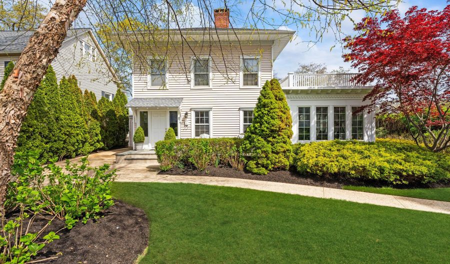104 Lake Dr, Allenhurst, NJ 07711 - 4 Beds, 3 Bath