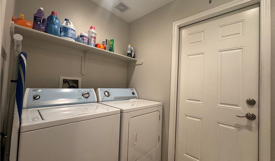 726 Riverfront Dr, Bullhead City, AZ 86442 - 3 Beds, 2 Bath