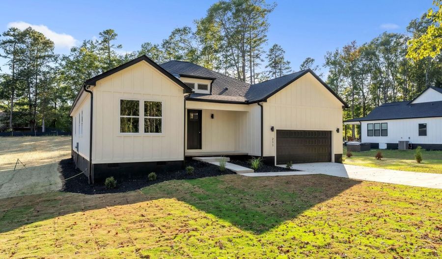 211 Chestnut Dr, Belton, SC 29627 - 3 Beds, 3 Bath