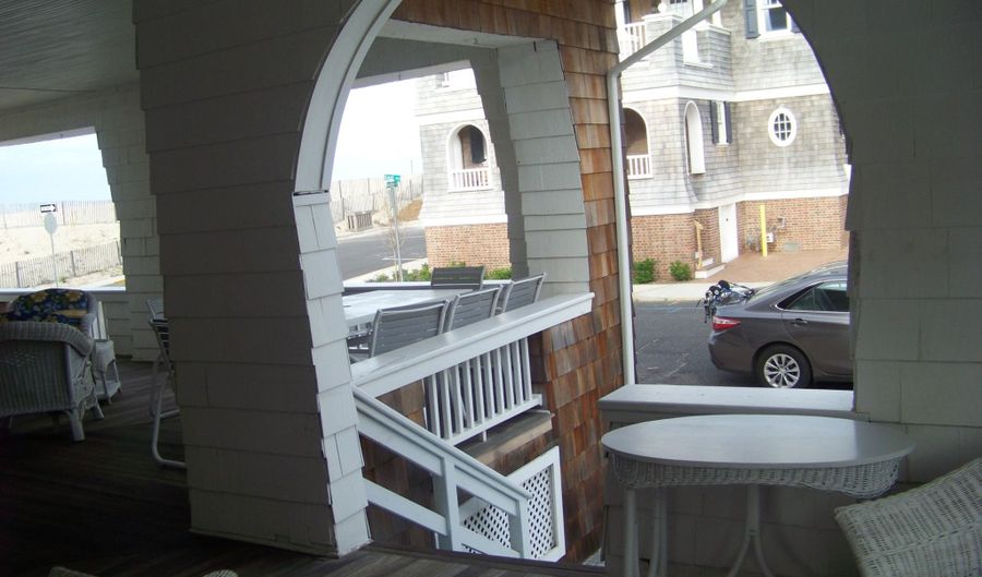 336 East Ave, Bay Head, NJ 08742 - 7 Beds, 3 Bath