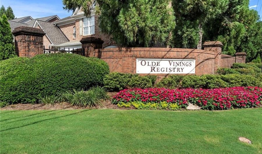 4783 Rosebrook Ct, Atlanta, GA 30339 - 3 Beds, 3 Bath