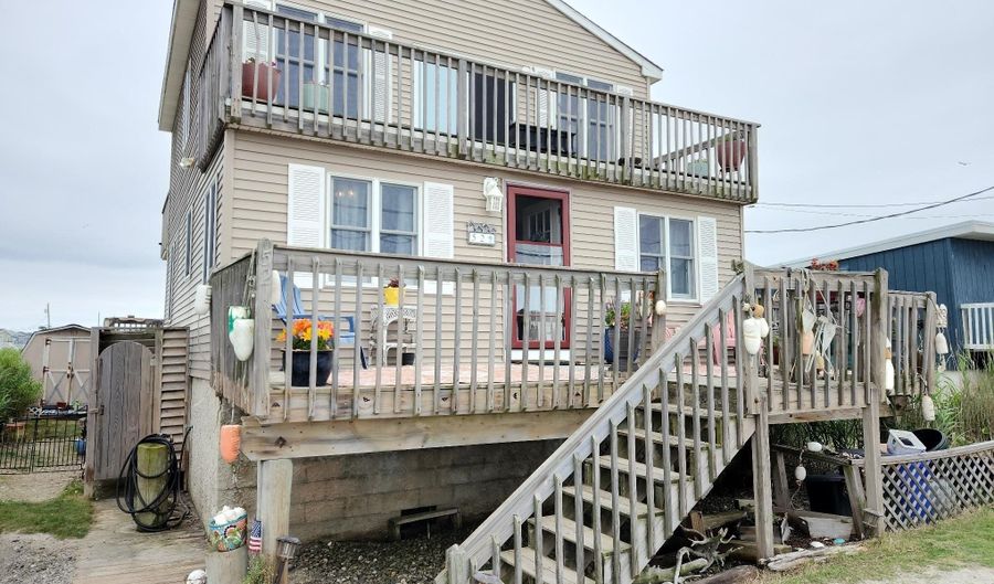 52 S Bch, Cape May Court House, NJ 08210 - 2 Beds, 2 Bath
