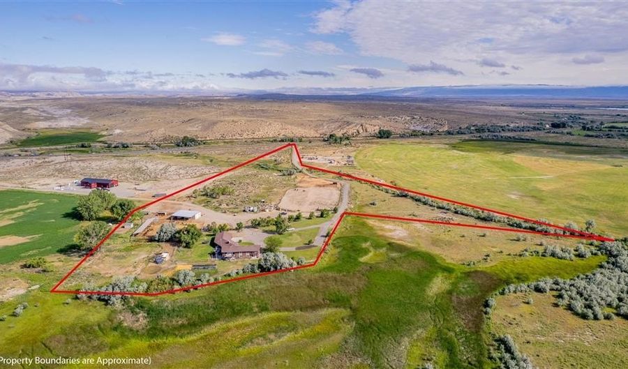 124 Highway 14A W, Byron, WY 82412 - 7 Beds, 5 Bath