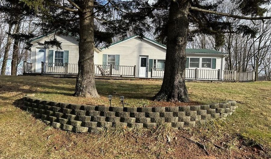 4860 Greasy Creek Rd, Bandy, VA 24602 - 3 Beds, 2 Bath