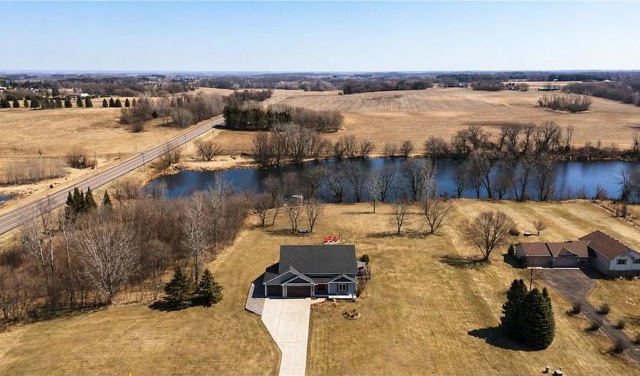 29225 113th St, Baldwin Twp., MN 55371 - 5 Beds, 4 Bath