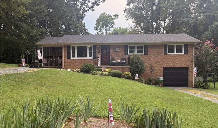 228 Anchor Dr, Asheboro, NC 27205 - 3 Beds, 2 Bath
