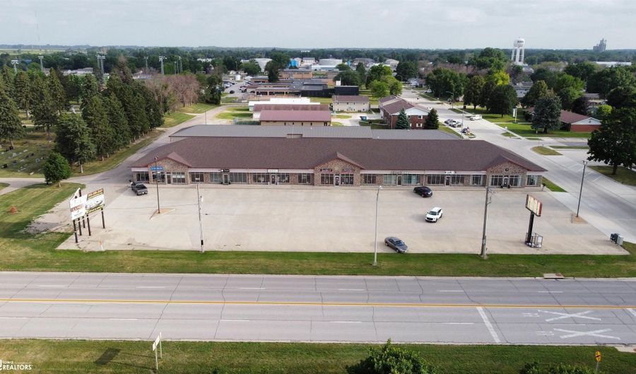 1914 E Hwy 18, Algona, IA 50511 - 0 Beds, 0 Bath