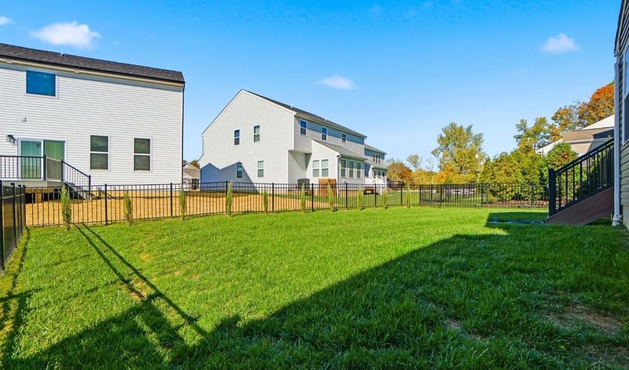 663 Sandker Ln, Anderson Twp., OH 45255 - 5 Beds, 4 Bath