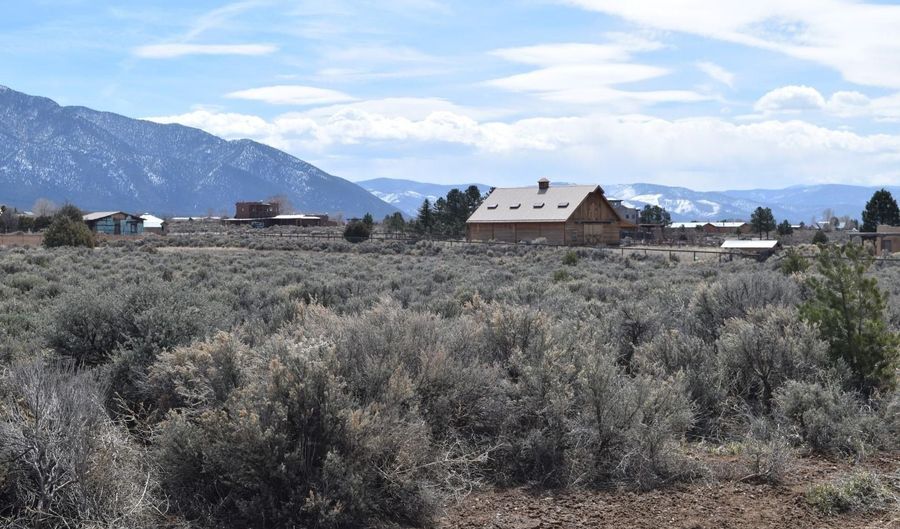 Tracts B4B5B6 Almas Road, Arroyo Seco, NM 87514 - 0 Beds, 0 Bath
