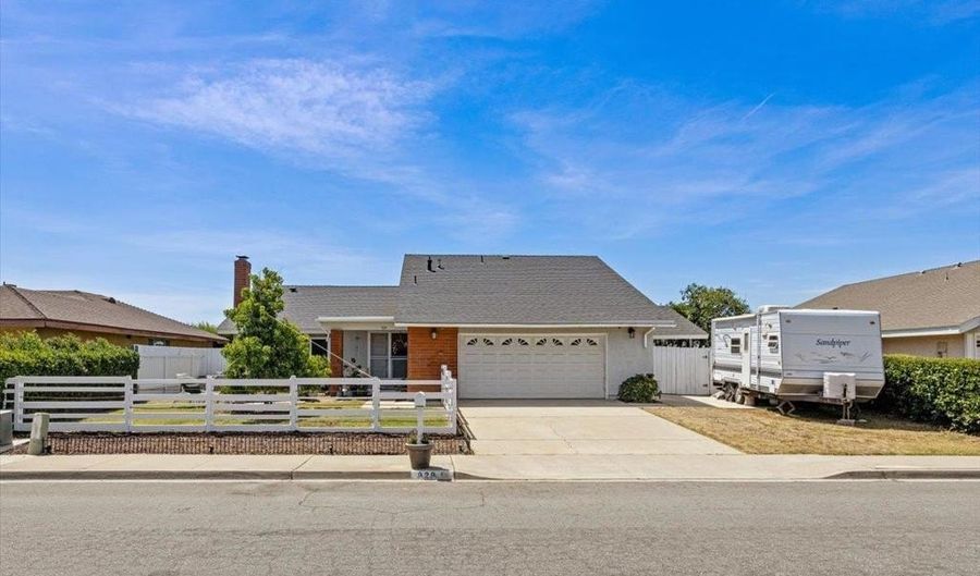 929 Terrace Ave, Escondido, CA 92026 - 4 Beds, 2 Bath