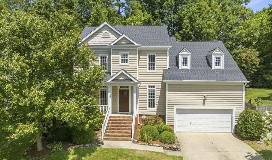 1316 Pendula Path, Apex, NC 27502 - 5 Beds, 3 Bath