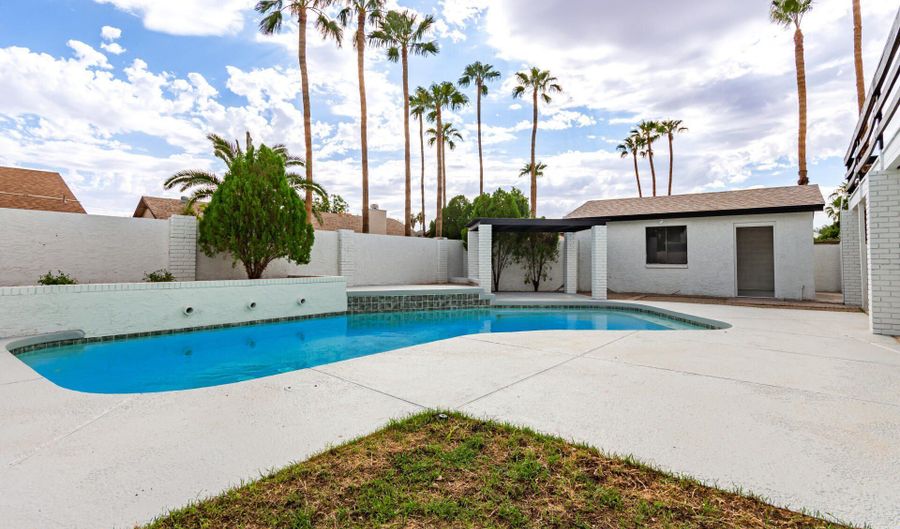 1629 W GILA Ln, Chandler, AZ 85224 - 4 Beds, 3 Bath