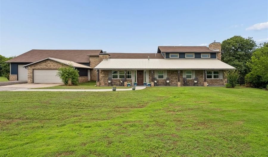 8700 E Covell Rd, Arcadia, OK 73007 - 4 Beds, 5 Bath