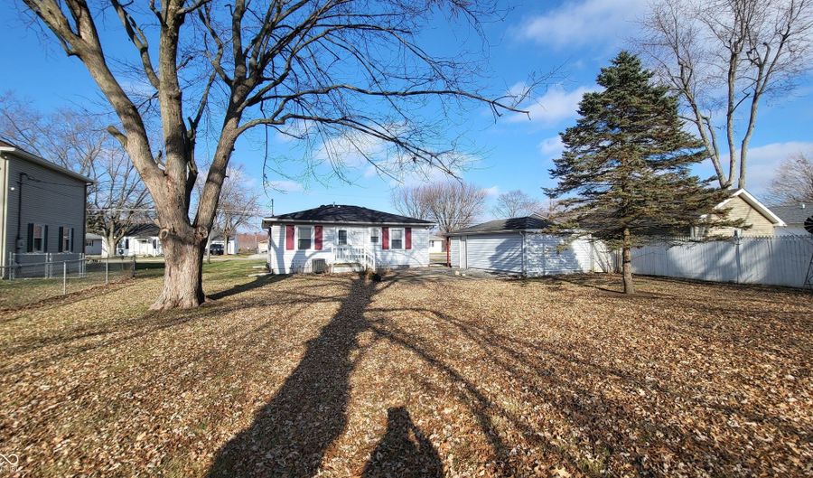 3151 W 18th St, Anderson, IN 46011 - 2 Beds, 1 Bath