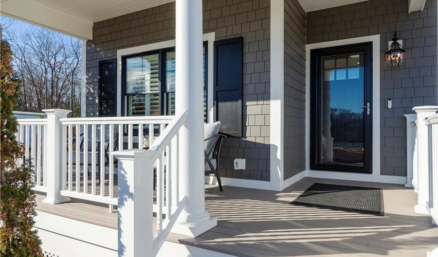 19 Hampton Rd 69, Coventry, RI 02816 - 2 Beds, 2 Bath