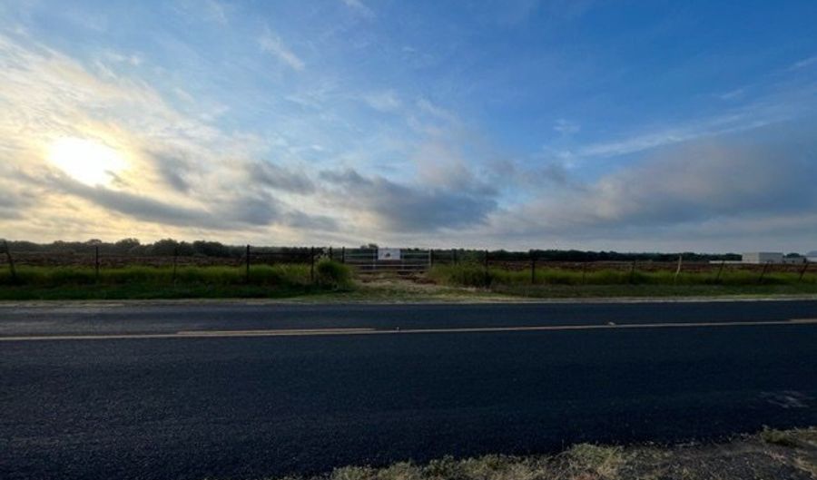 Stuart, Adkins, TX 78101 - 0 Beds, 0 Bath