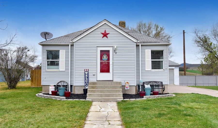 90 S Railroad, Arimo, ID 83214 - 3 Beds, 1 Bath