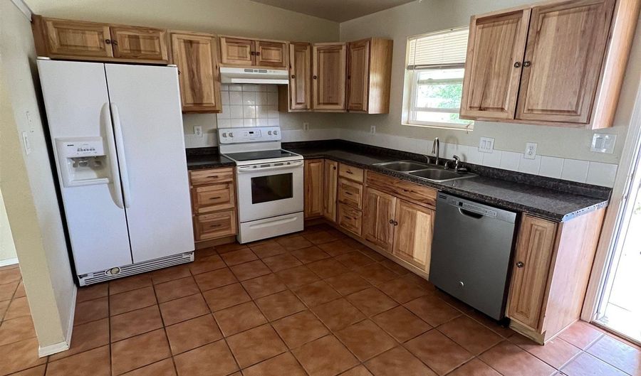 510 Plainview Dr, Alamogordo, NM 88310 - 3 Beds, 1 Bath