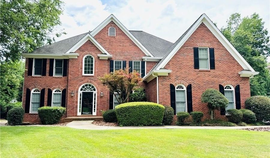 1070 Admiral Xing, Alpharetta, GA 30005 - 5 Beds, 4 Bath