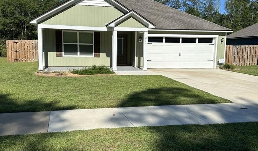 212 Michaels Way, Bainbridge, GA 39819 - 4 Beds, 2 Bath