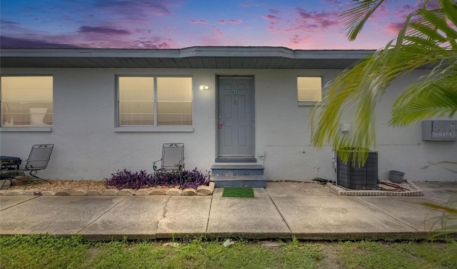 1049 APOLLO BEACH Blvd D, Apollo Beach, FL 33572 - 2 Beds, 1 Bath