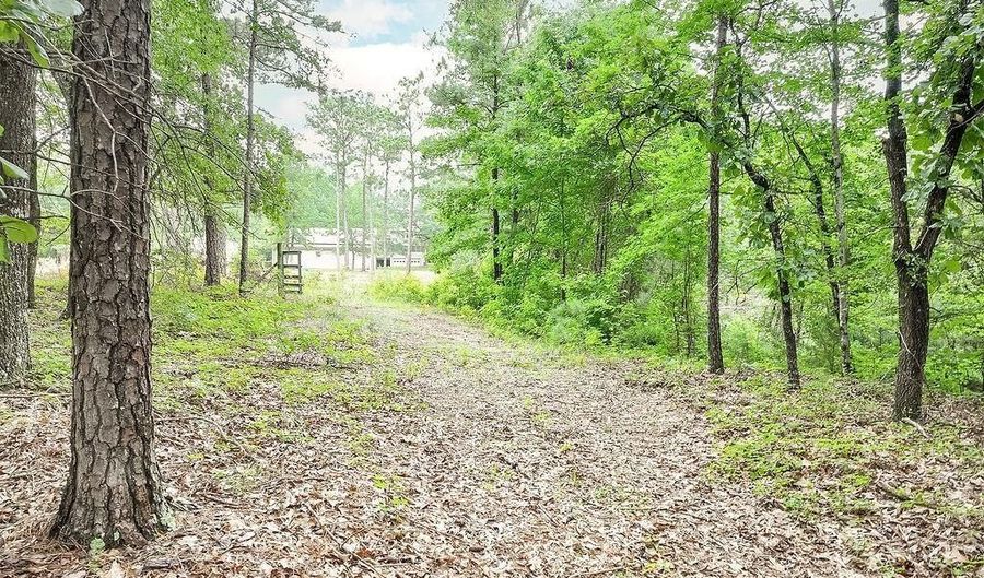 4474 SANDHILL Rd, Auburn, AL 36830 - 5 Beds, 6 Bath