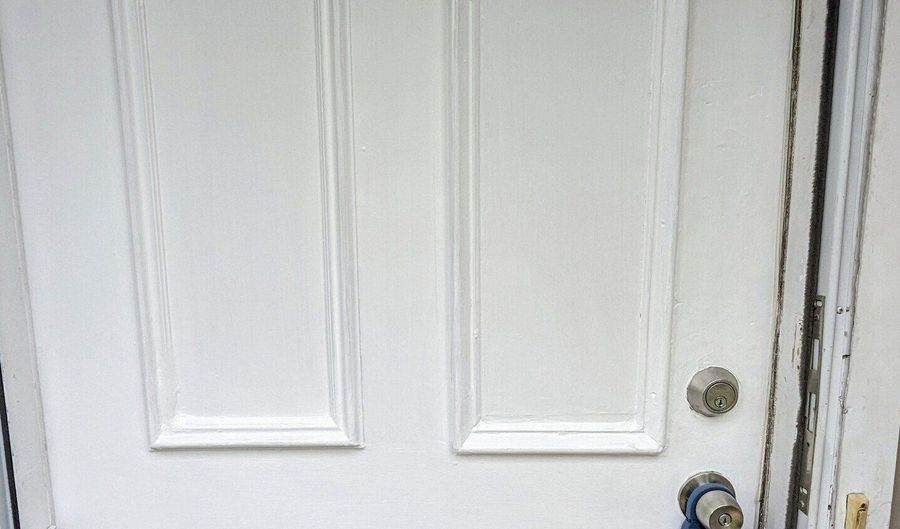 10 Scuppo Rd B10, Danbury, CT 06811 - 2 Beds, 2 Bath