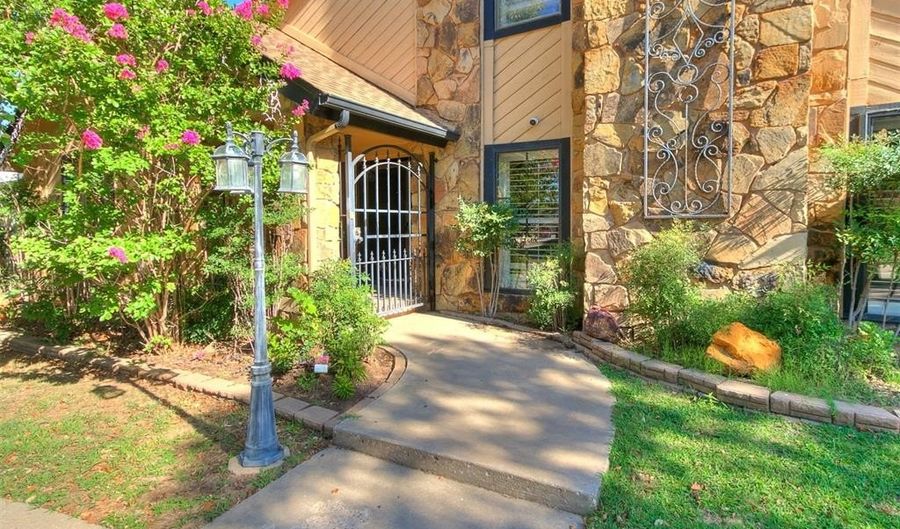 8101 Brownsville Ln, Bethany, OK 73008 - 5 Beds, 4 Bath