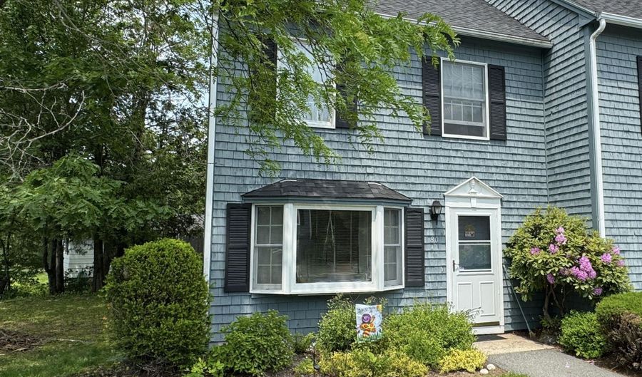 80 Baldwin Dr, Bangor, ME 04401 - 3 Beds, 2 Bath