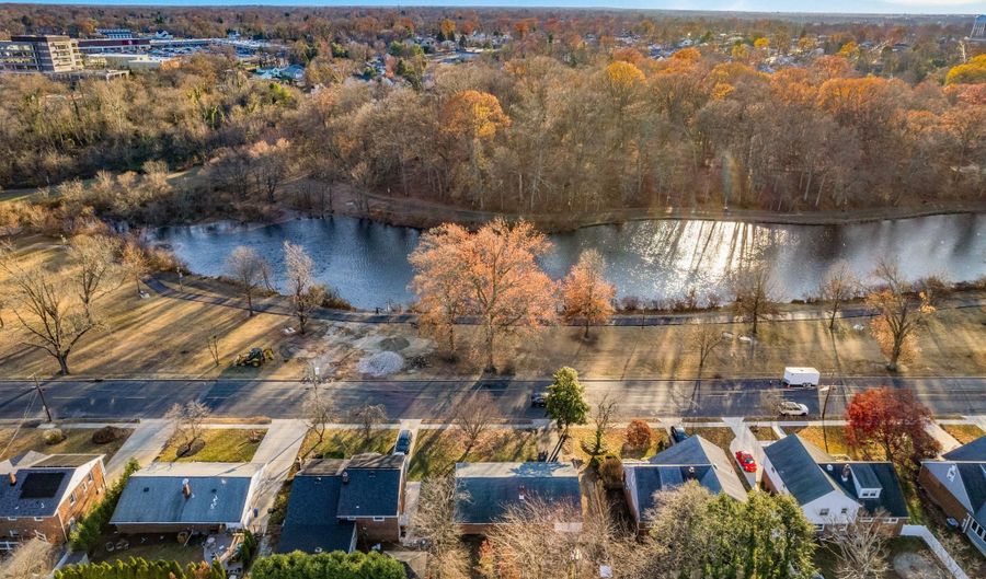 1061 LAKESHORE Dr, Haddon Twp., NJ 08108 - 3 Beds, 2 Bath