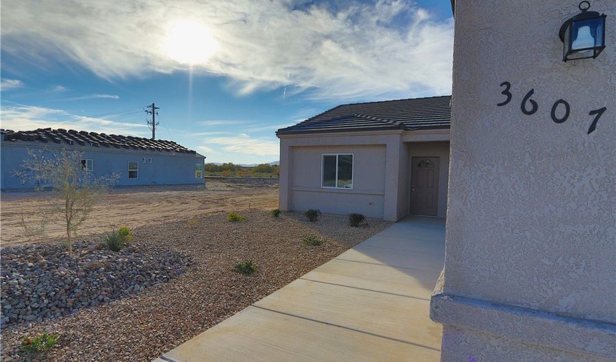 3607 Terra Loma Dr, Bullhead City, AZ 86442 - 3 Beds, 2 Bath