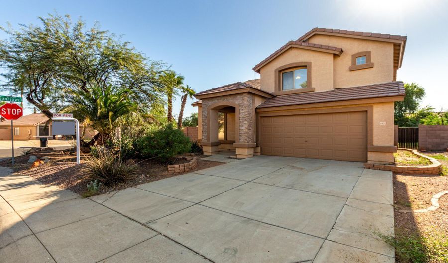 10479 W Emerald Ln, Avondale, AZ 85323 - 3 Beds, 2 Bath